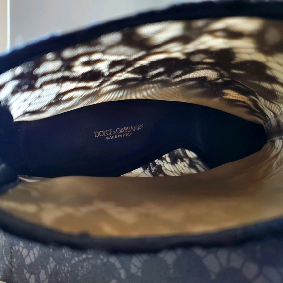 Dolce & Gabbana Peep-toe Lace Ankle Boots - Picture 15 of 15